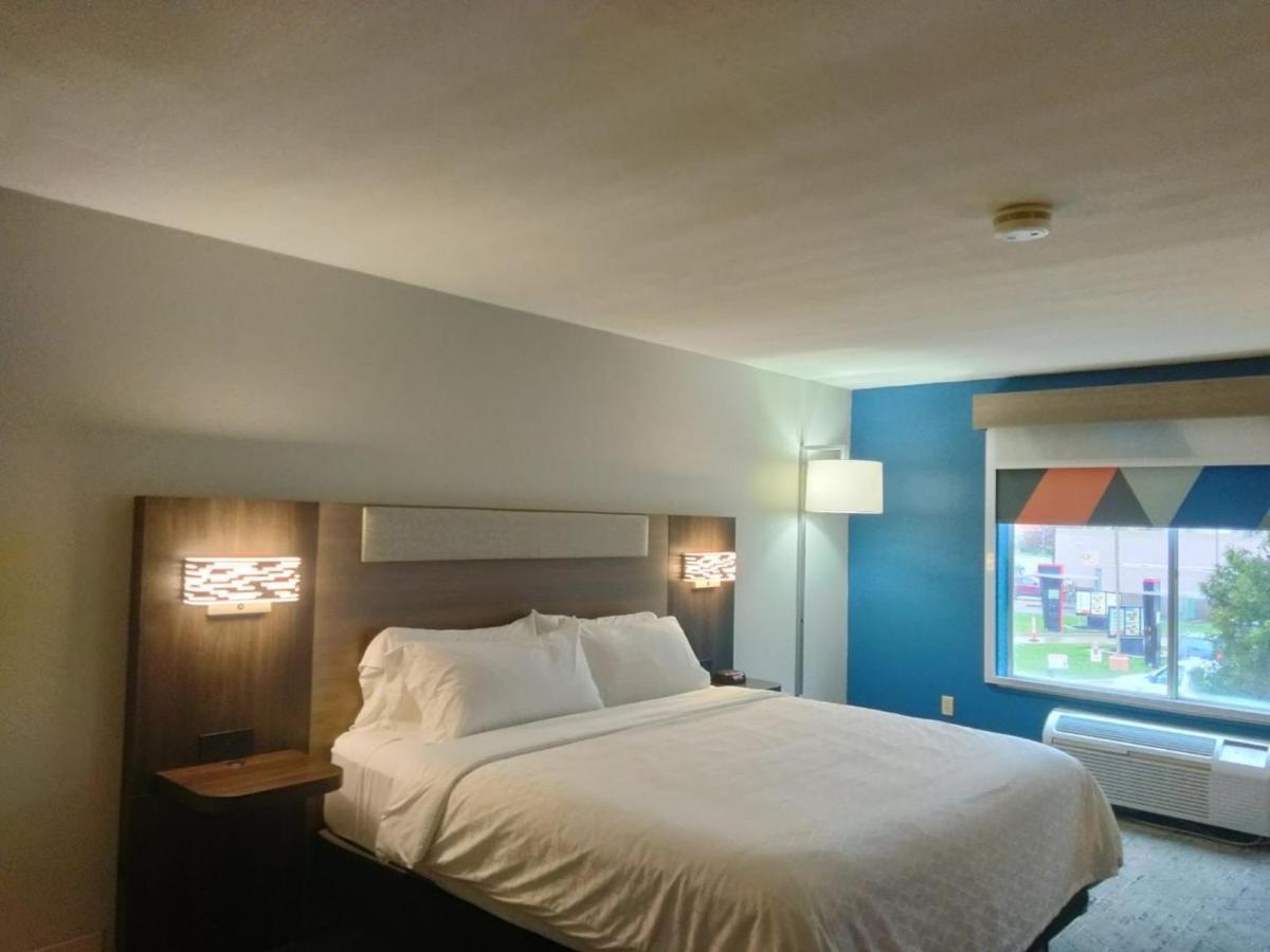 Holiday Inn Express Lapeer By Ihg מראה חיצוני תמונה